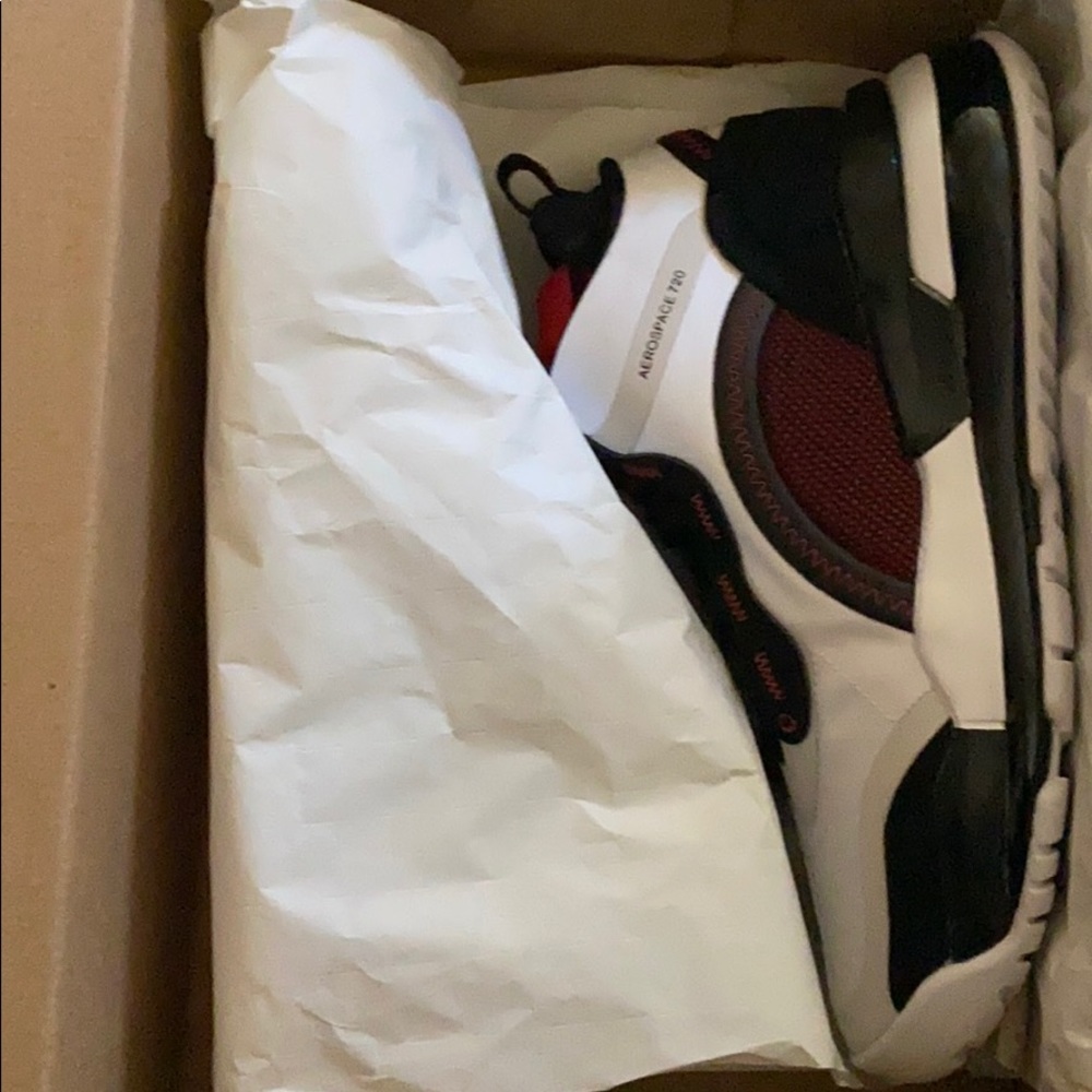 Jordan Aerospace 720